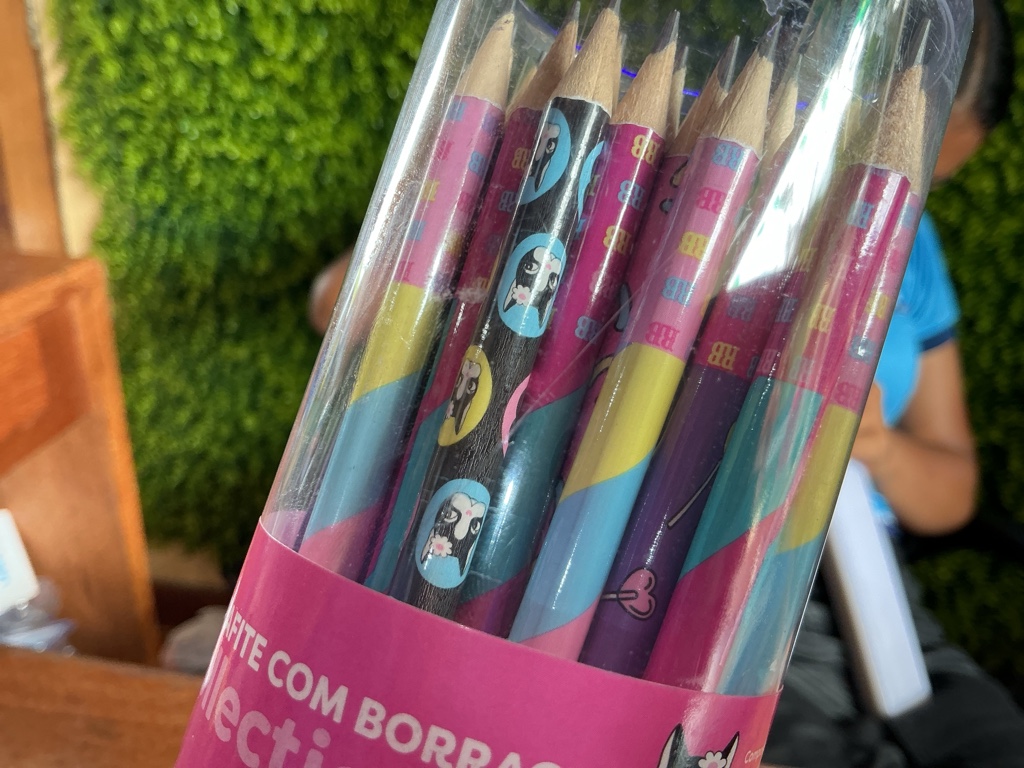 Lápis com borracha