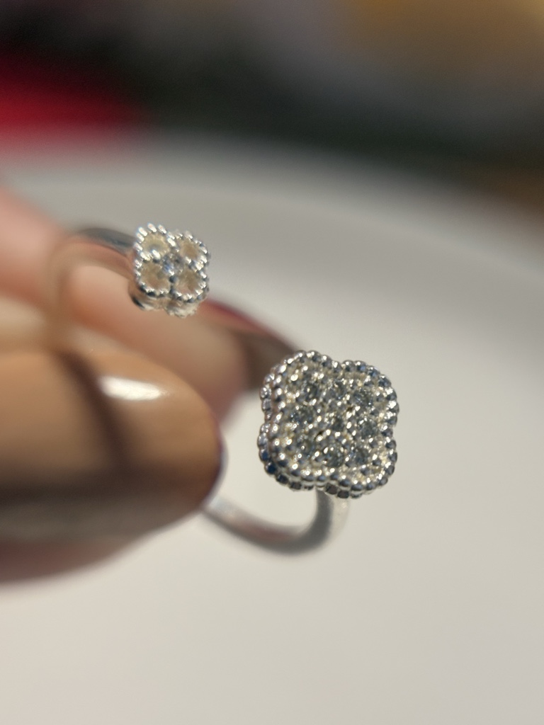 Anillo plata trébol brillante