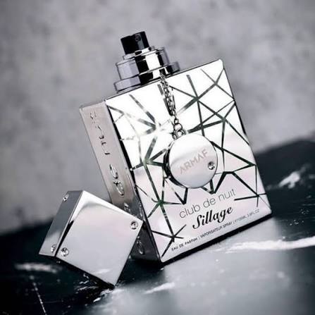 Club de Nuit Sillage