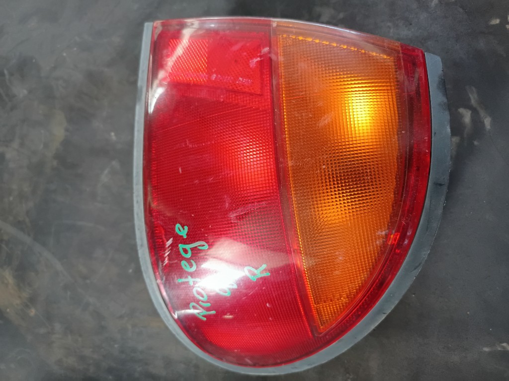 Protege 1996 R