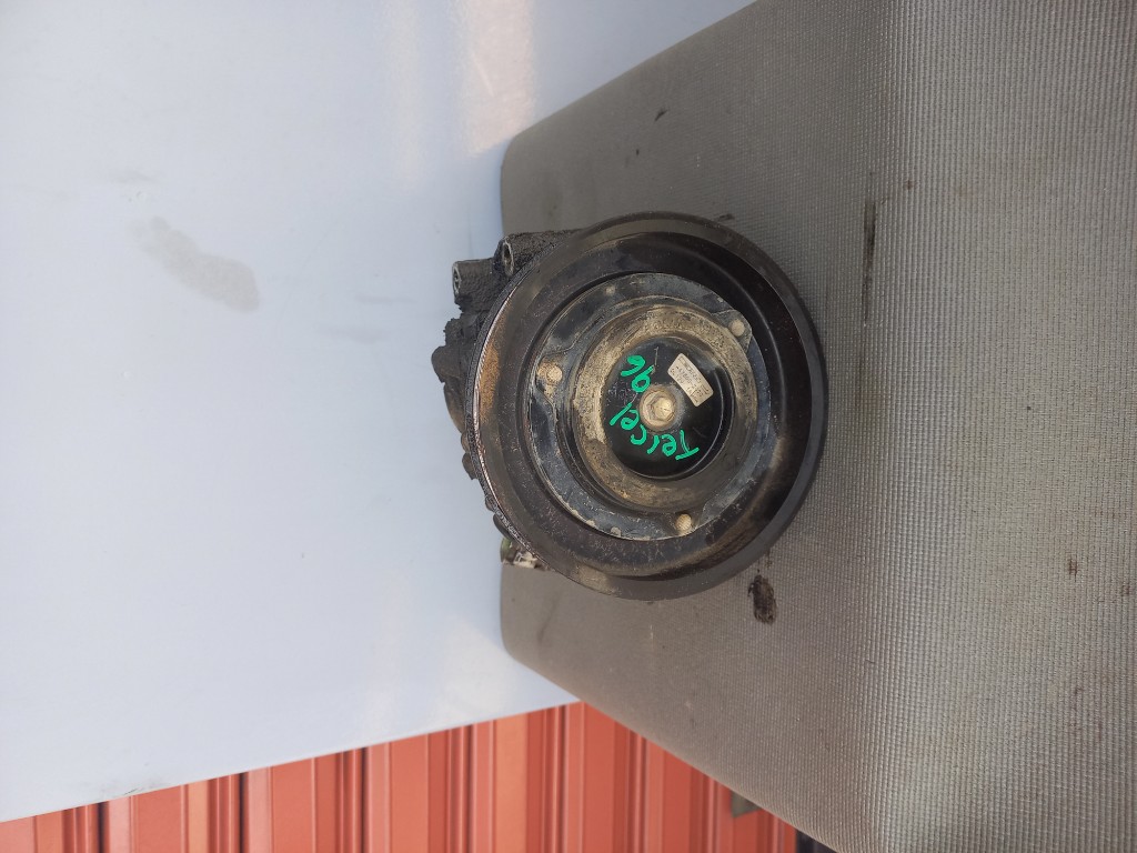 Tercel 96 compresor A/C