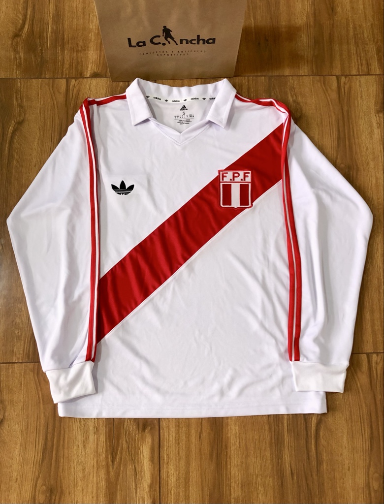 Camiseta Retro Perú Manga larga - Año 1978