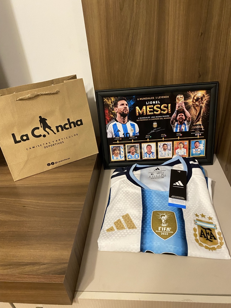 Pack Messi (Cuadro + Camiseta)