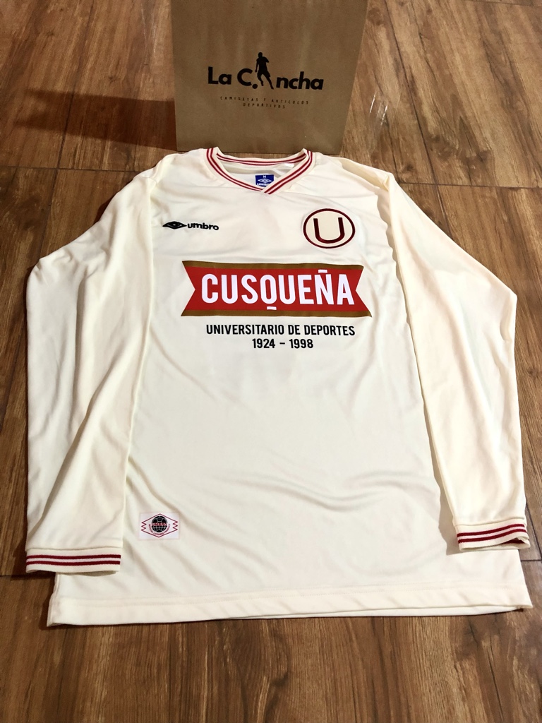 Camiset Universitario Manga Larga - Año 1998