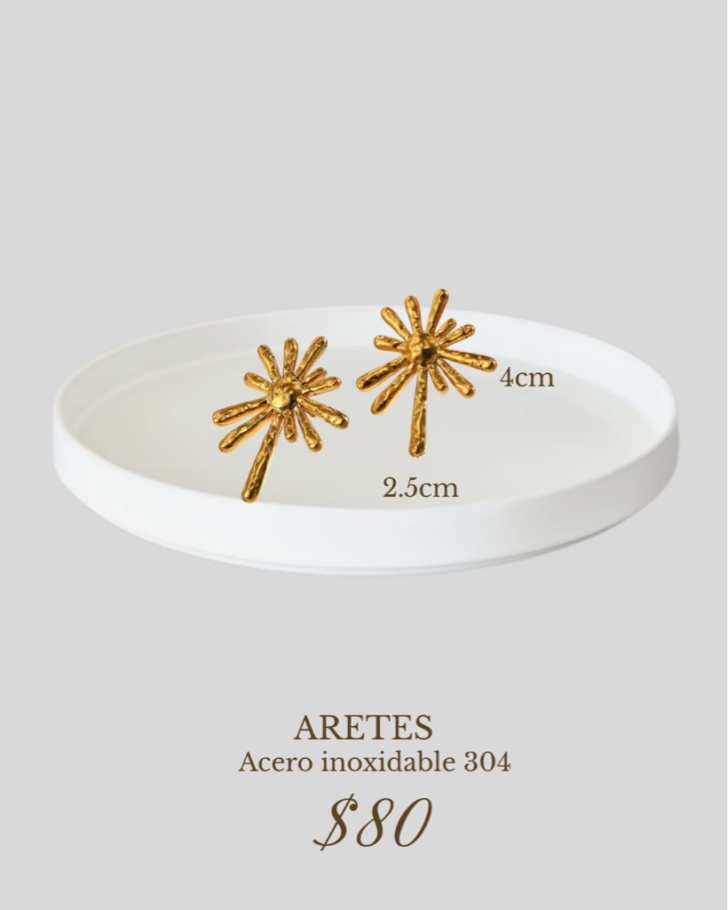Aretes dorados asterisco