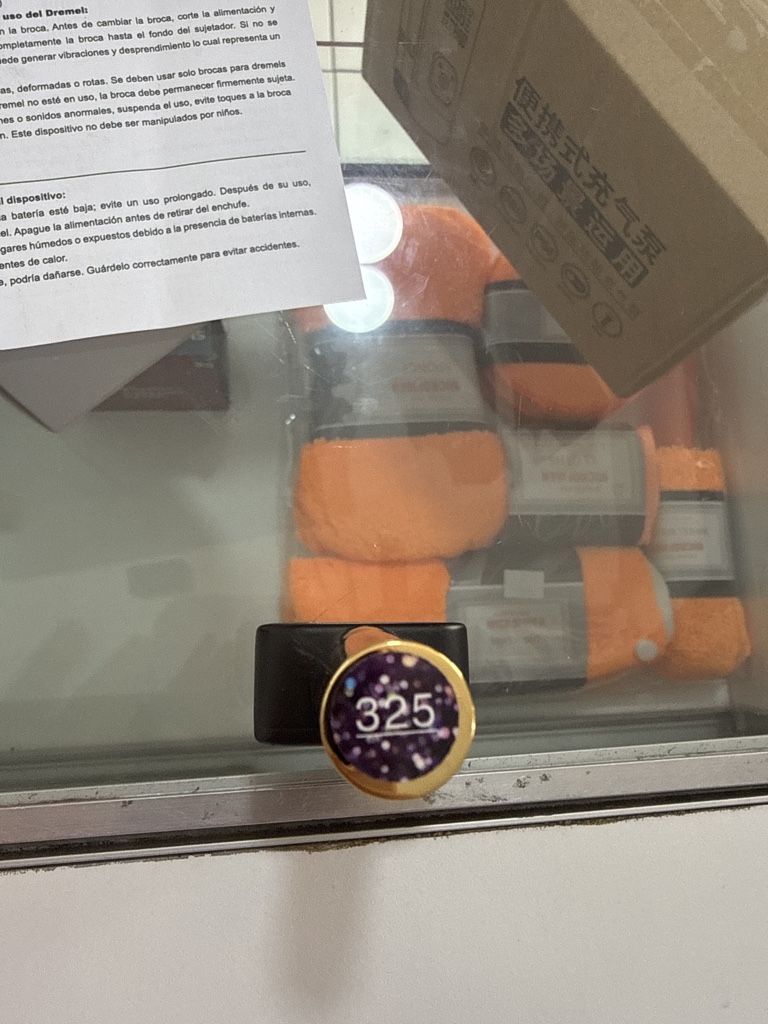 Vic Esc 325