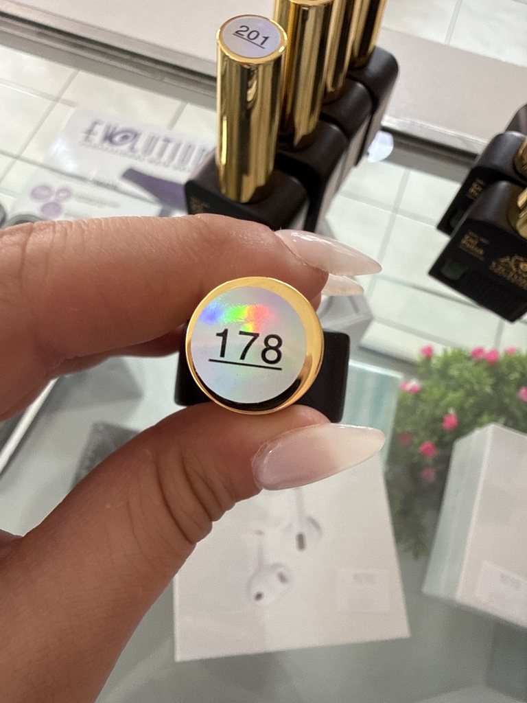 Victoria 178