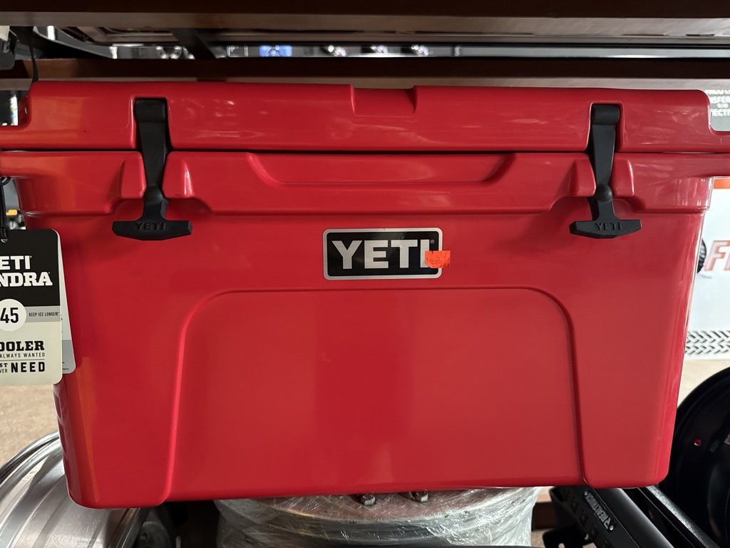 YETI hielera roja