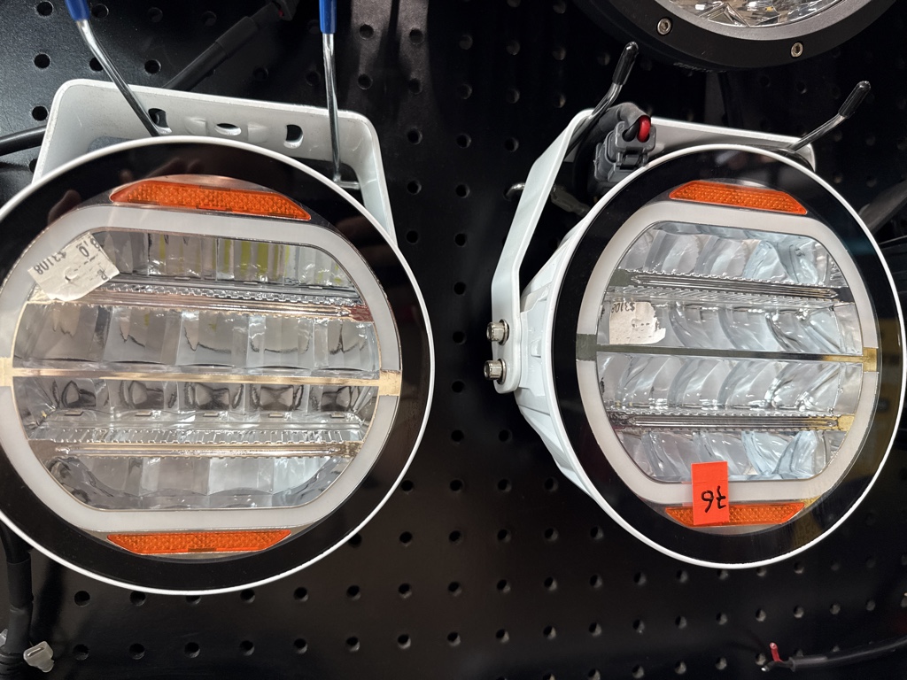 Luz automotriz redonda #76