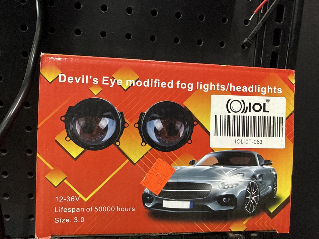 IOL Devil's Eye faros LED