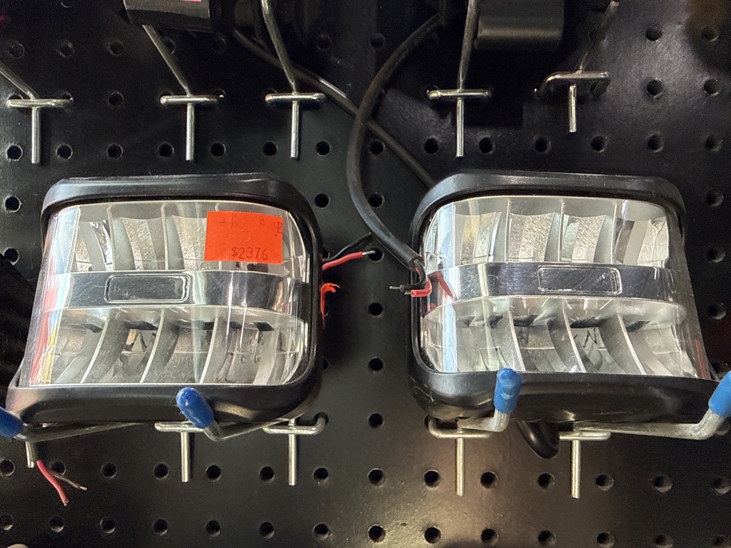 Faro LED auxiliar negro #32