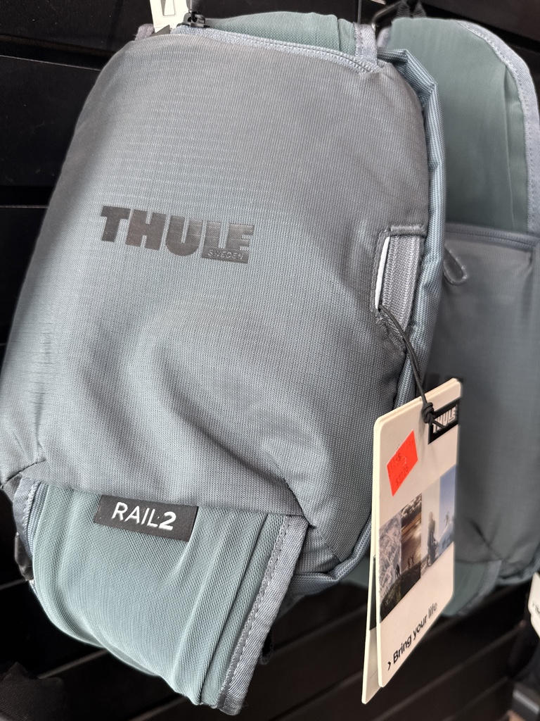 Thule Rail 2 mochila gris
