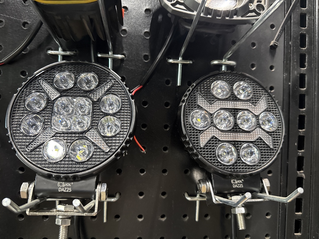 IOL DAZ25 faro LED redondo