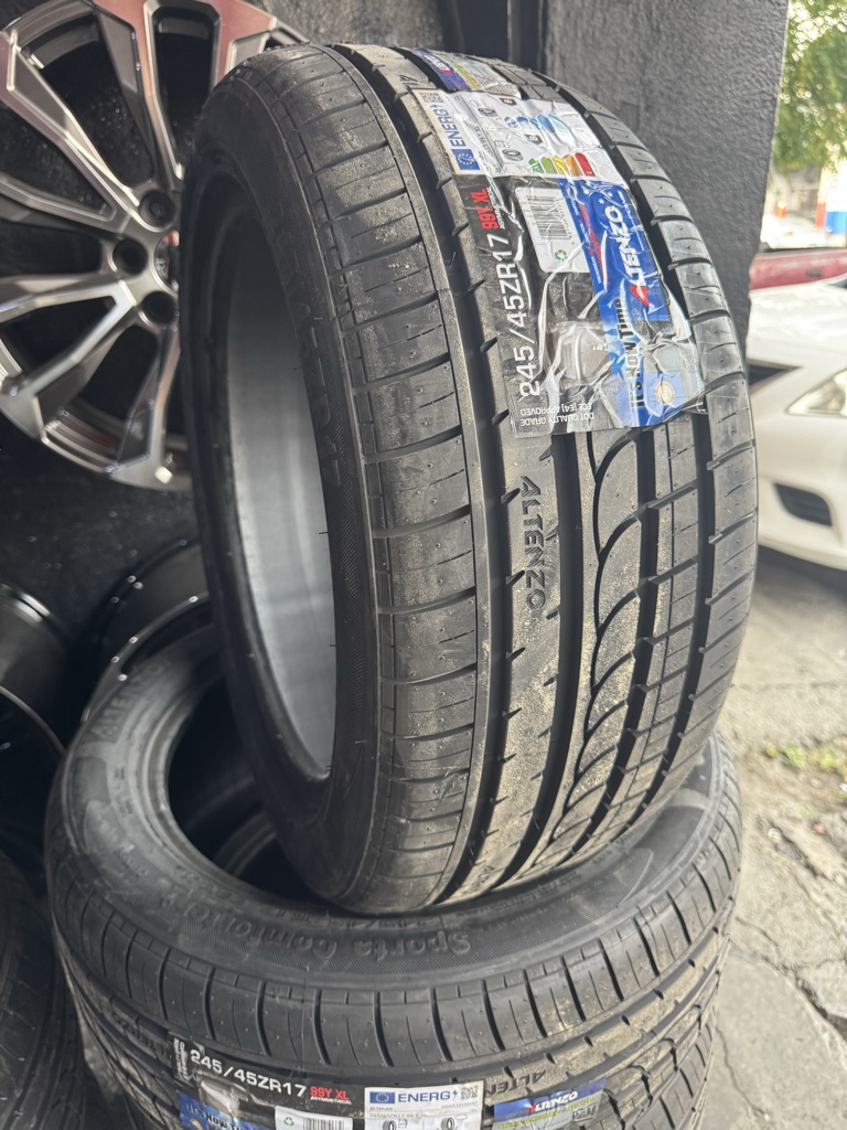 245/45R17 Altenzo