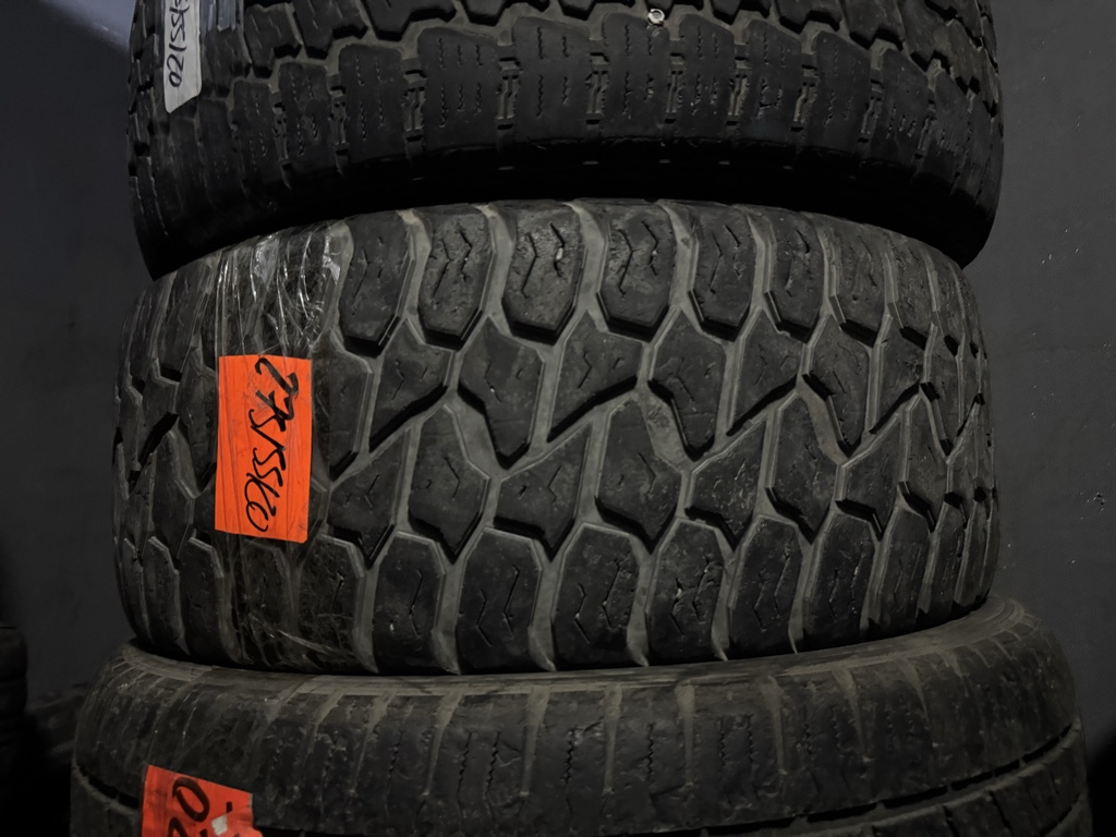 275/55R20 Mud Terrain