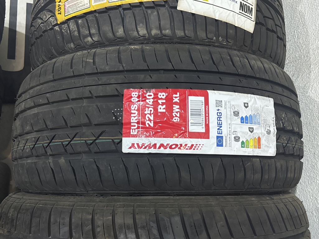 225/40ZR18 92W XL Fronway
