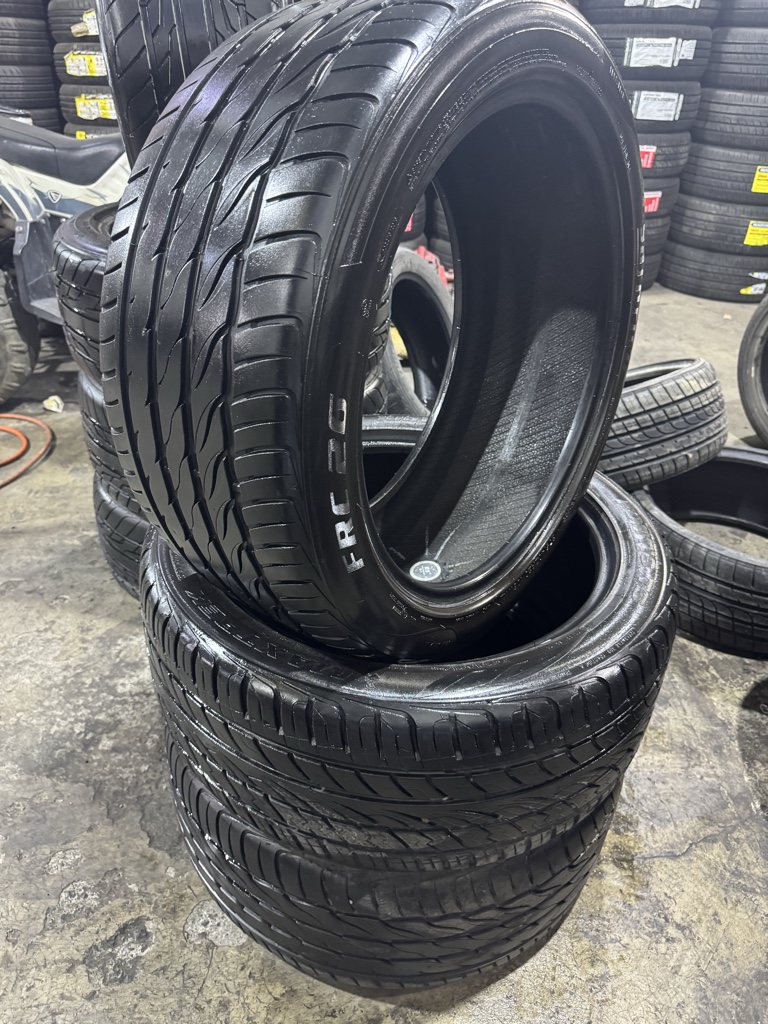 275/40R20 90% Vida
