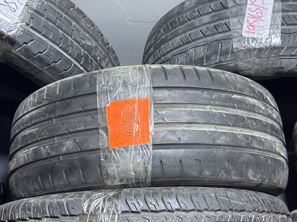 225/45R18