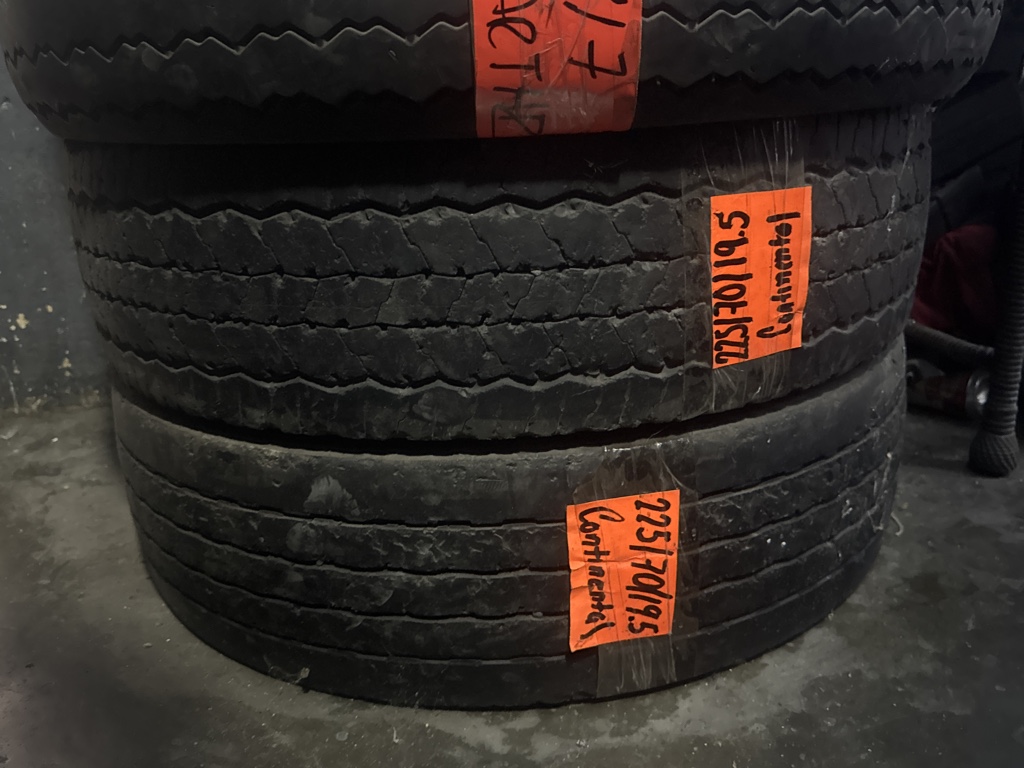 225/70R19.5
