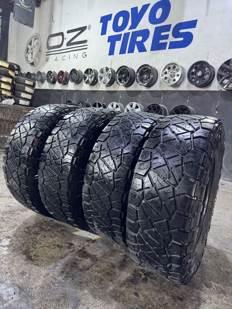 Juego 37x12.5R18 Nitto 90% vida