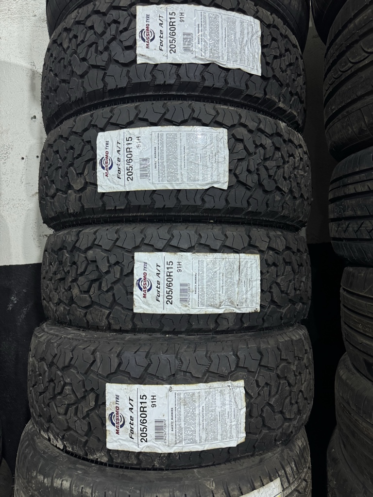205/60R15 MASSIMO Forza A/T