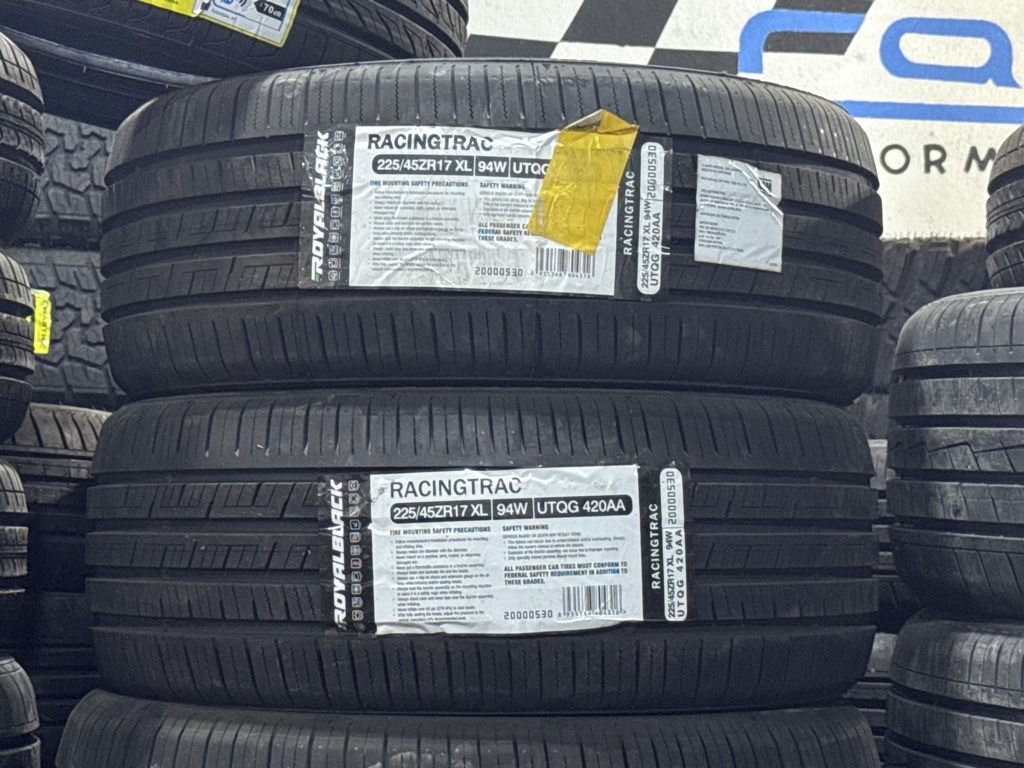 225/45ZR17 Racingtrac