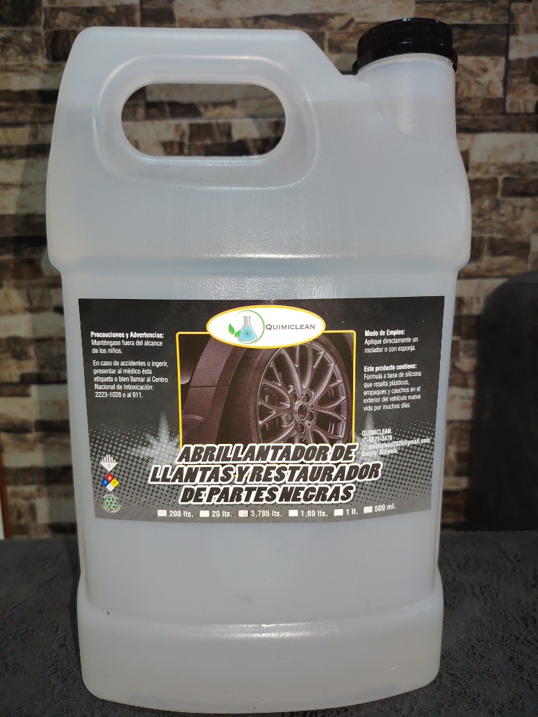 Quimiclean abrillantador de llantas negro