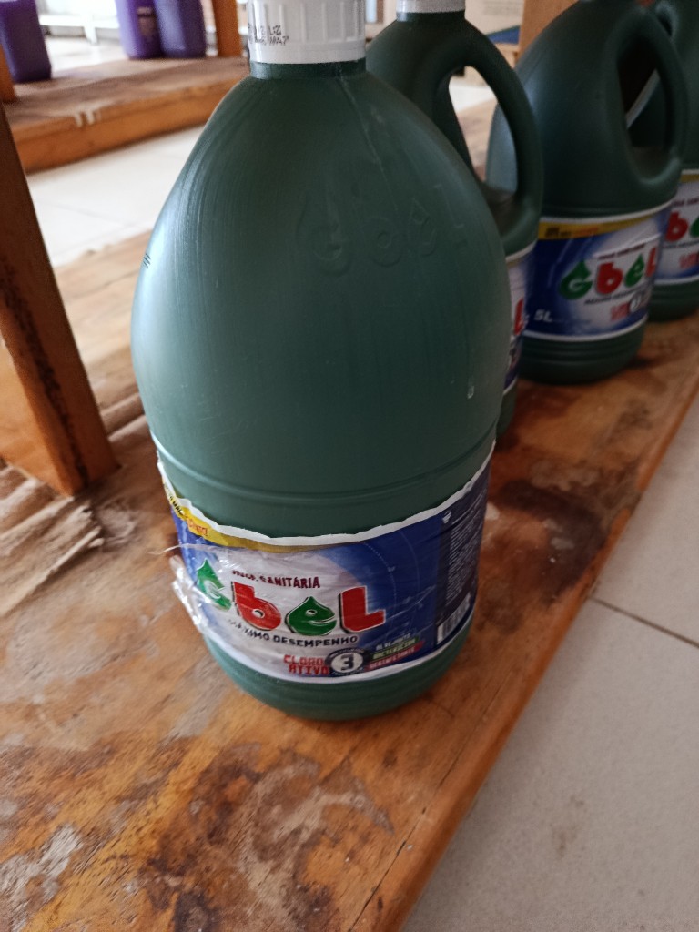 Água sanitária GBEL 5 litros