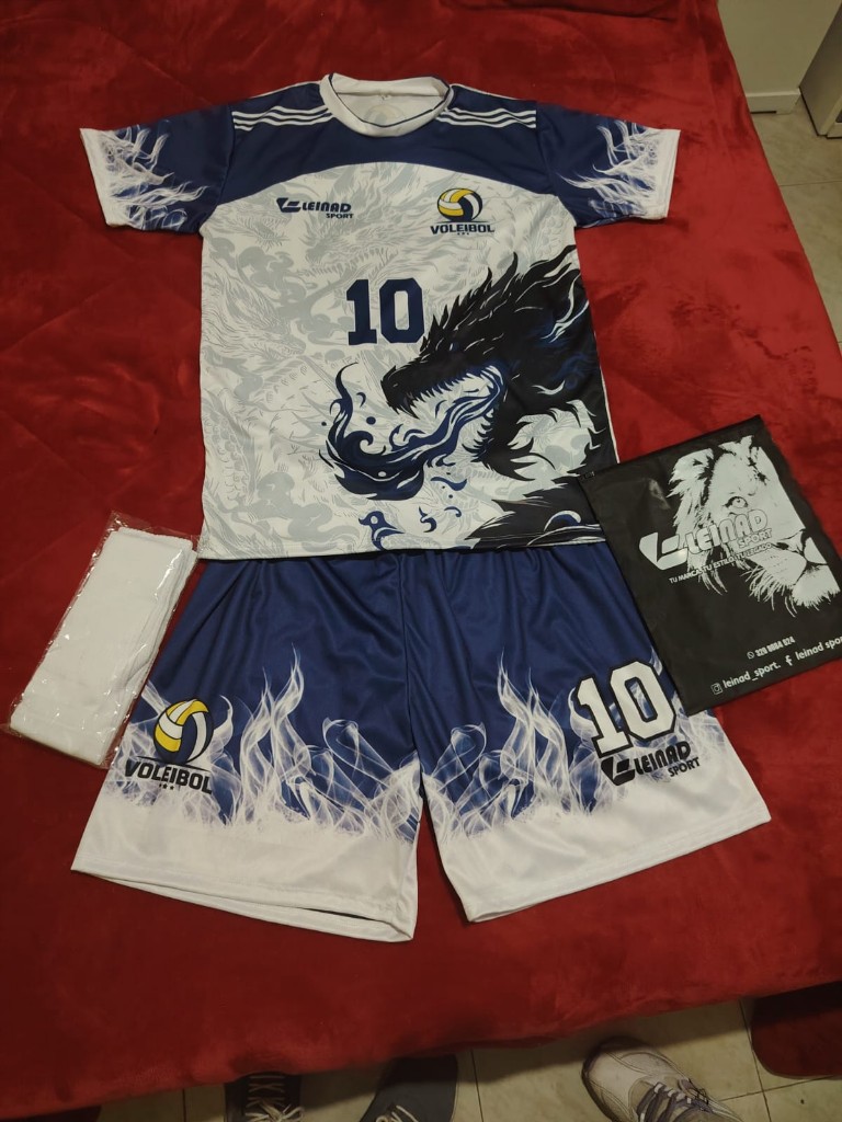 Uniforme voleibol azul y blanco