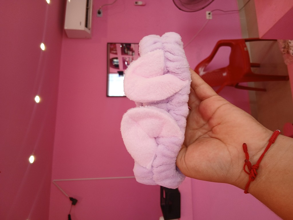 BALACA DE MAQUILLAJE OREJITAS