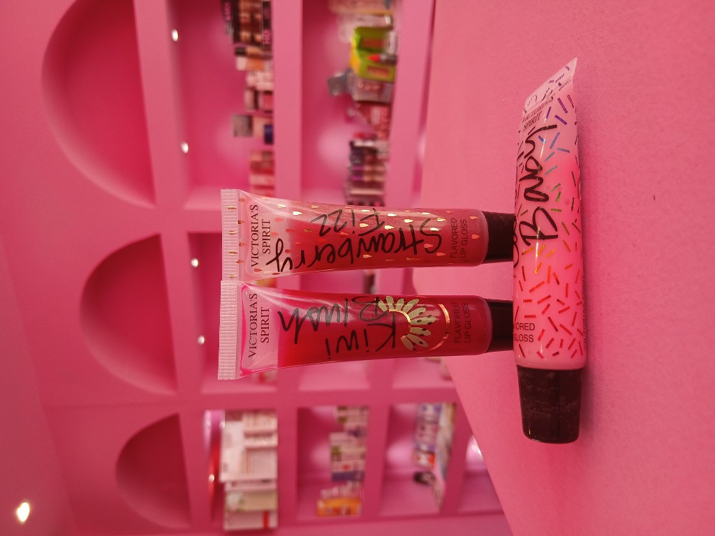 LIP GLOSS CON COLOR VICTORIA SPIRIT
