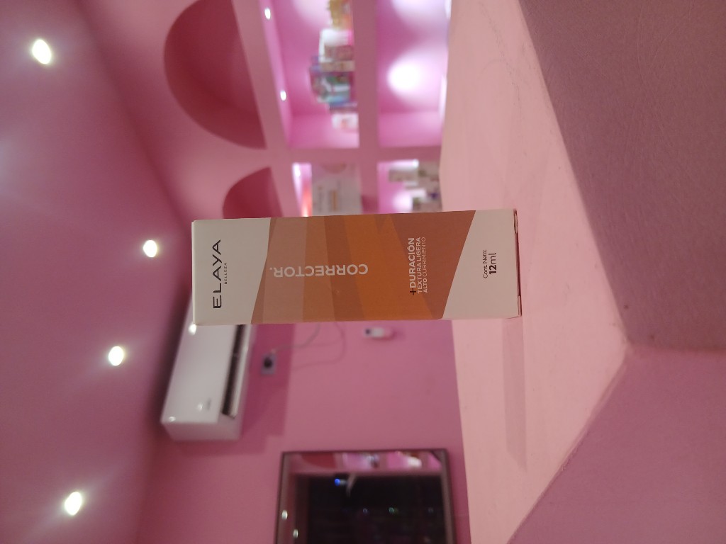 CORRECTOR LÍQUIDO ELAYA BELLEZA