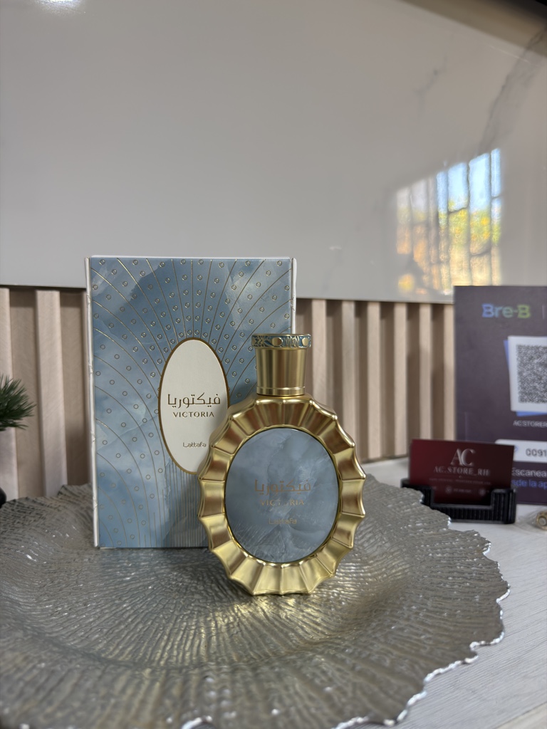 Lattafa Victoria perfume