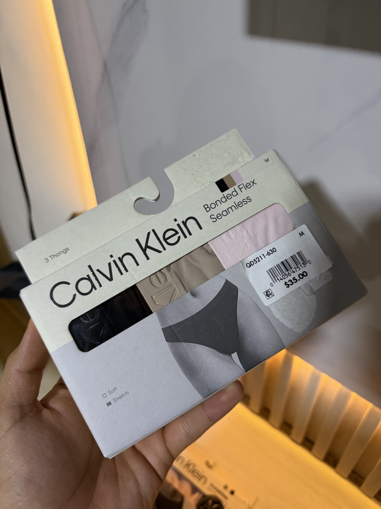 Calvin Klein thongs surtidas