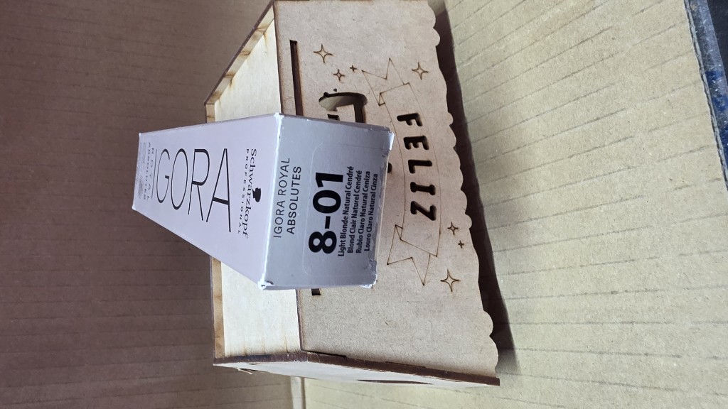 Royal 8.01