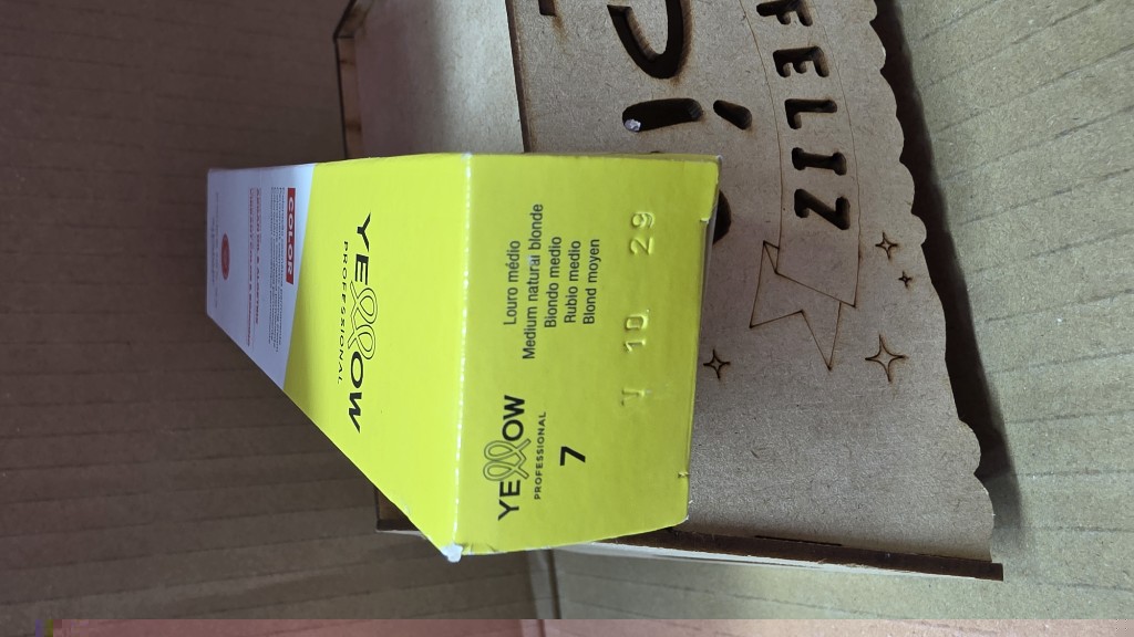 Yellow 7