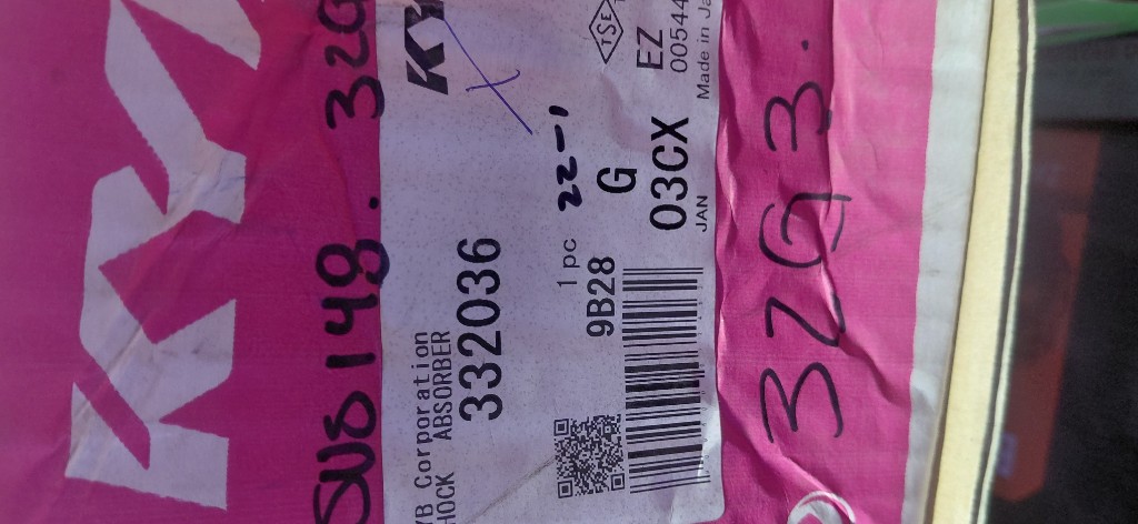 AMORTIGUADOR TRASERO; Marca KAYABA;Modelo 88--92;Parte 332036RH; Tipo GAS; Carac:ESTRUCTURA