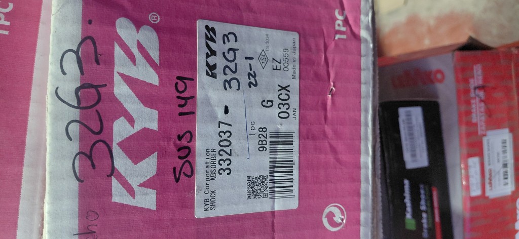 AMORTIGUADOR TRASERO; Marca KAYABA;Modelo 88--92;Parte 332037LH; Tipo GAS; Carac:ESTRUCTURA