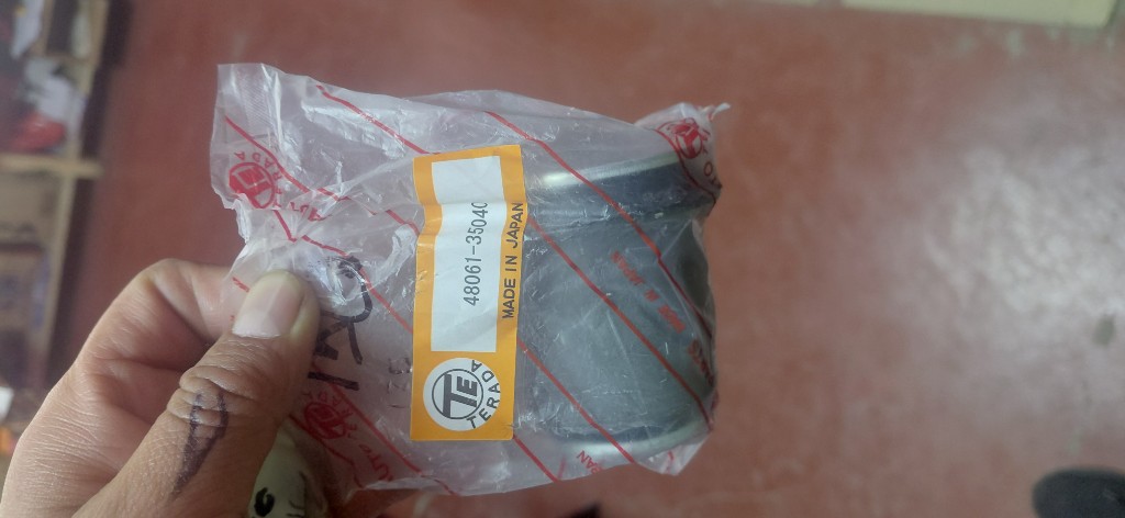 BUSHIN DE MULETA; Marca TERADA;Parte 48061-35040;medida 19X48X66; Carac:INFERIOR