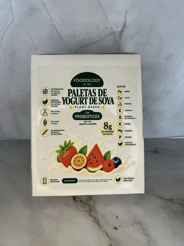 Paletas de yogurt de soya de chinola