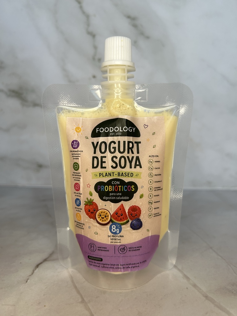 yogurt de soya de chinola compota