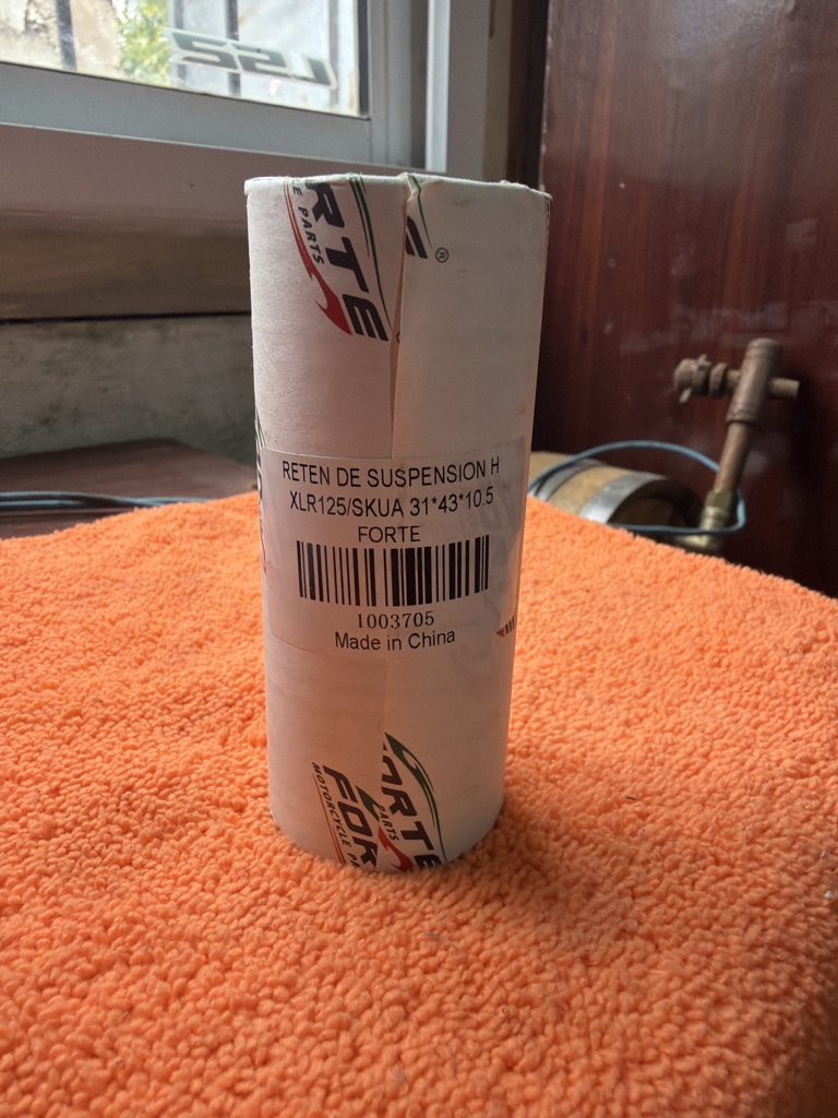 Retén suspensión 31*43*10.5 XLR 125/ SKUA FORTE x un