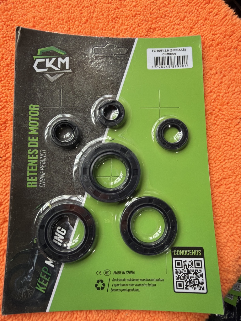 Retenes Motor FZ FI/ Fz16 CKM