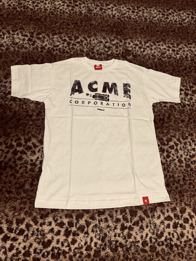 Remera Estampada Acme