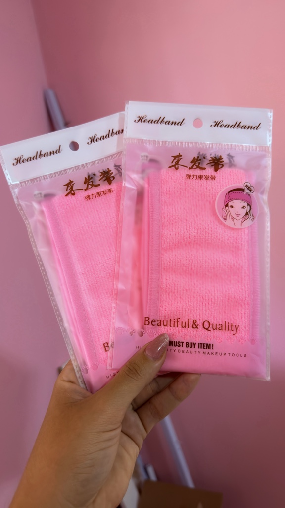 Faixa para cabelo rosa de maquiagem