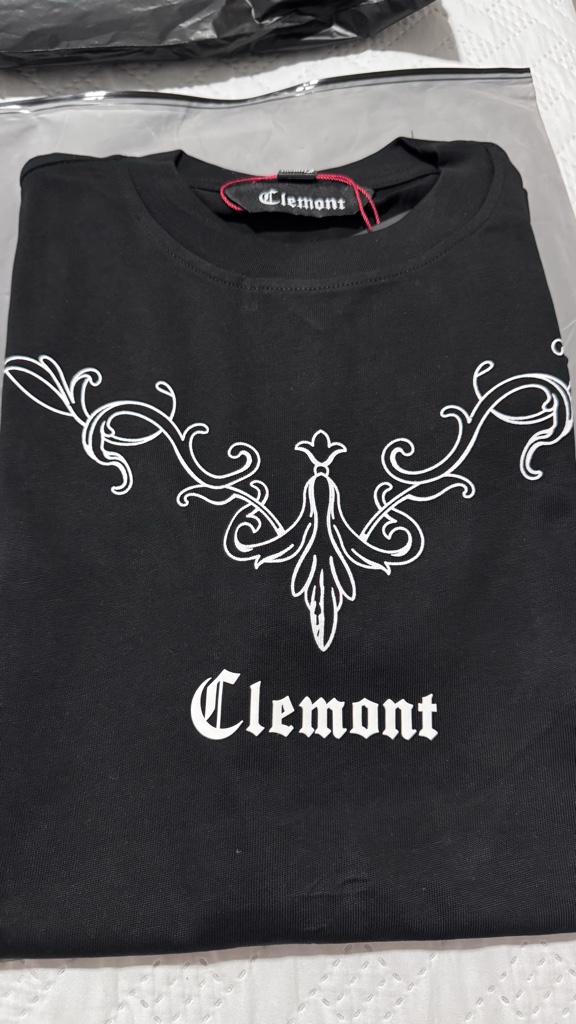 Clemont camiseta negra estampada