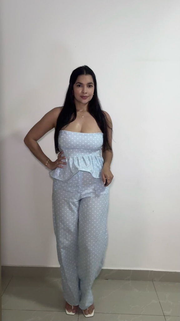 Set Lino baby blue lunares
