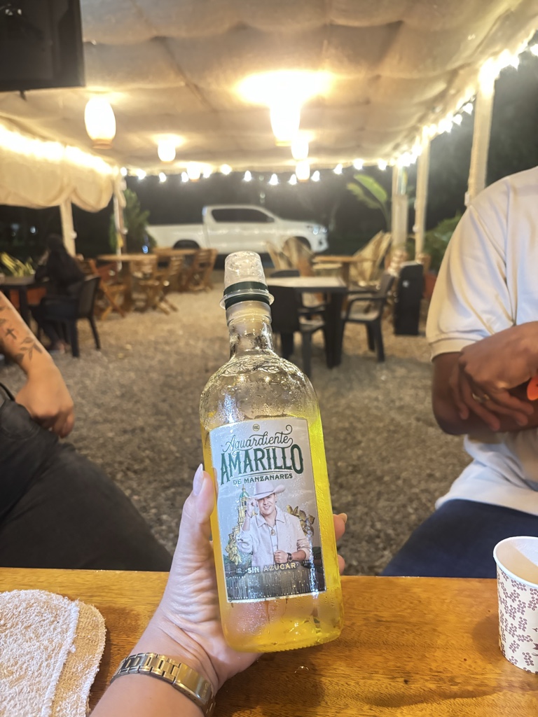 Aguardiente Amarillo de Manzanares
