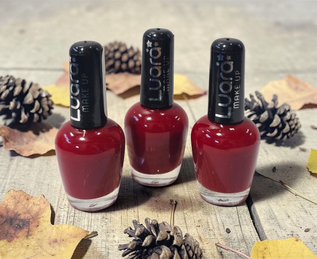 ESMALTES LECHERITO LUARA