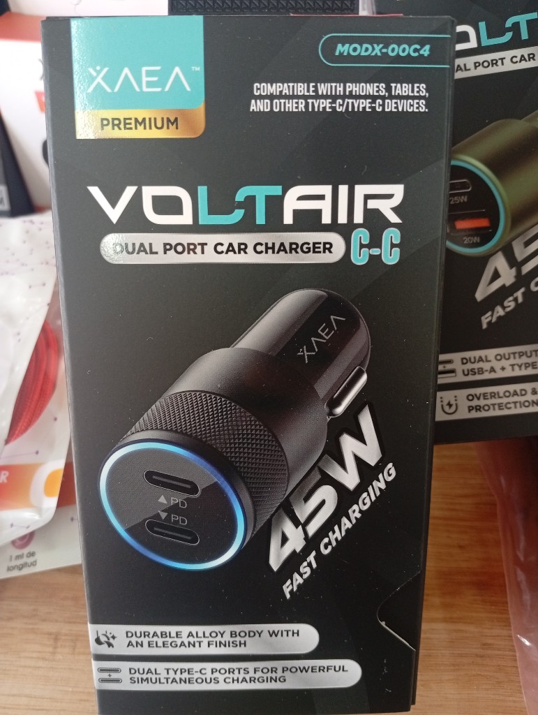 ADAPTADOR P/AUTO VOLTAIR  12V 2 TIPO C MODX-00C4